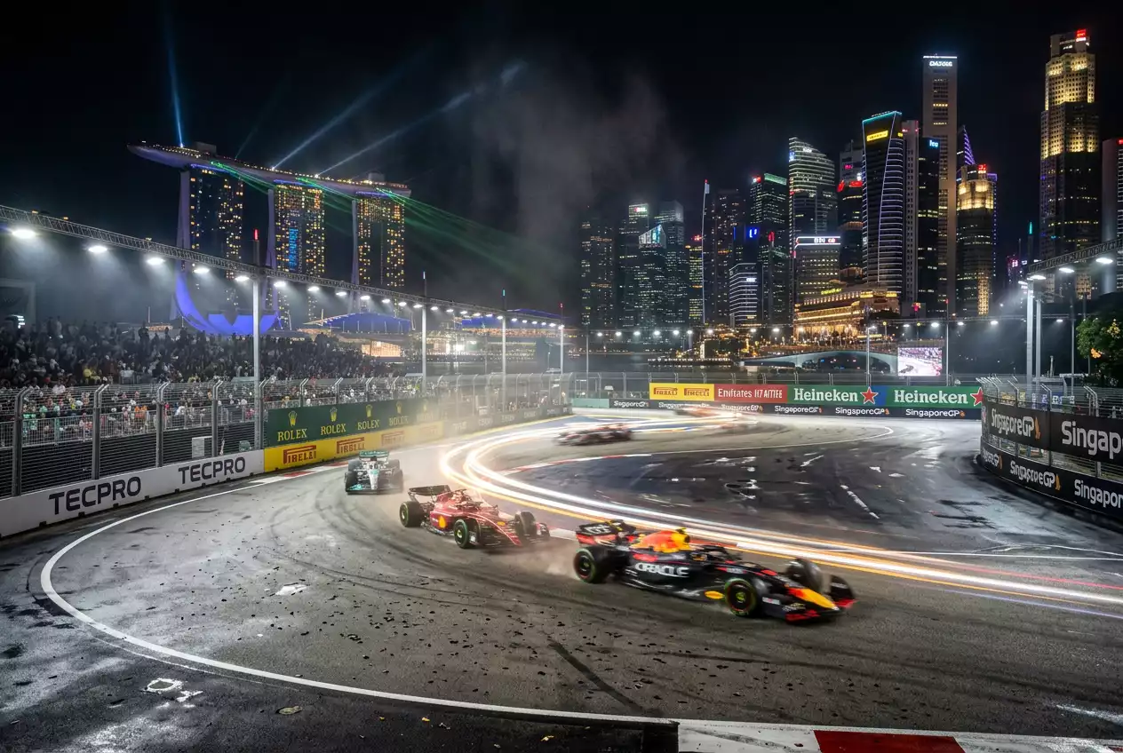 Marina Bay street circuit at night with floodlights illuminating the Singapore Grand Prix track for betting analysis